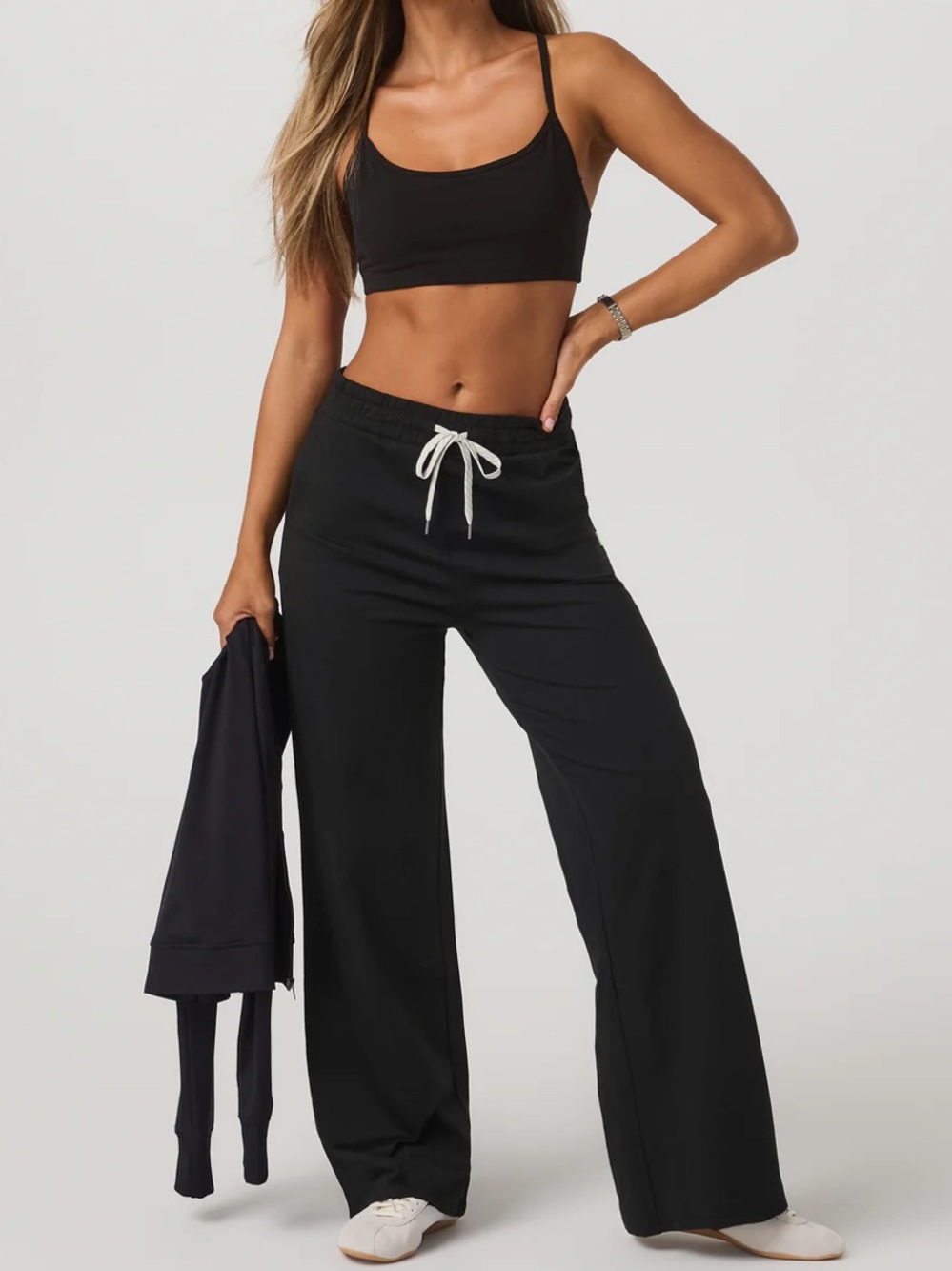 Vuori Black Wide-Leg Pull-On Lounge Pants